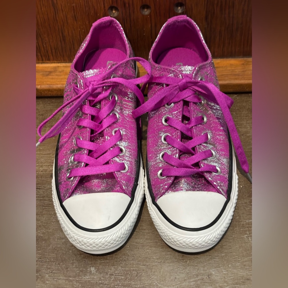NWOT Converse Chucks Purple Magenta Dark Hot Pink Size 7